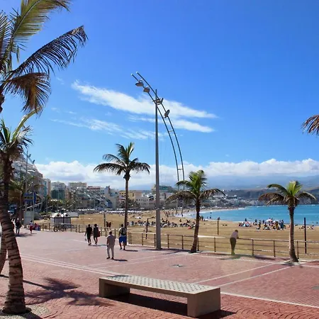 Beach Comber By Mycanariandream * Las Palmas de Gran Canaria